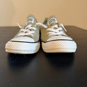 Women’s Converse All Star Knit Sneakers – Size 8 – Olive Green – Like New